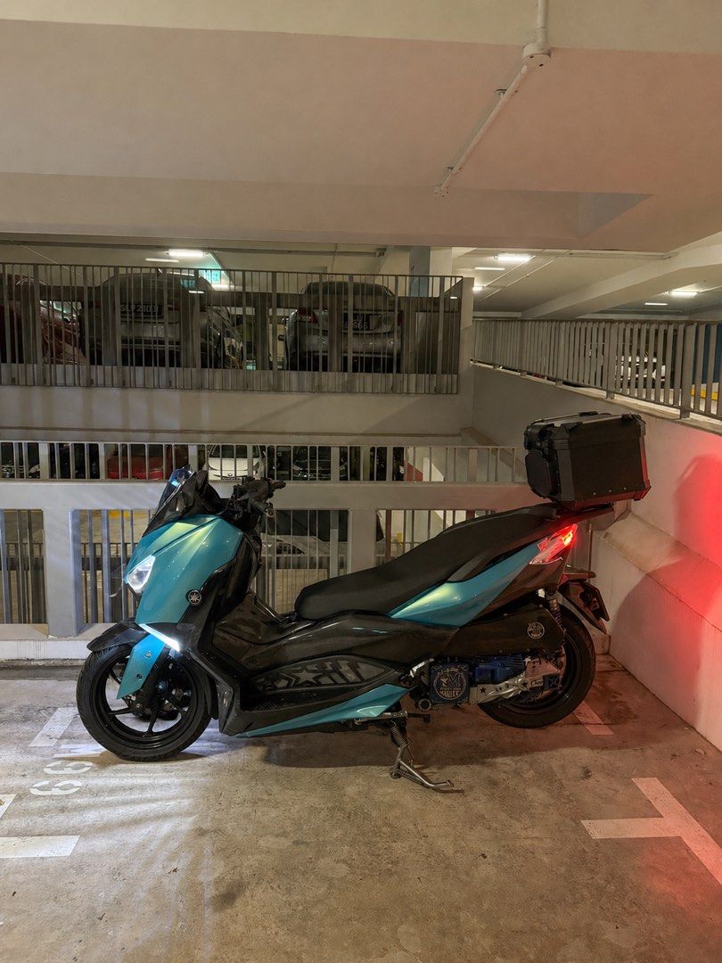 Xmax 300 (Category: Class 2A) located in Singapore. Submitted by nightwingzzz (Listing ID 1442090621, Image 1). Description: What you see is what you get. Full carbon Leo Vince exhaust New coverset COE til 2030 NOV Bike is fully paid May ask me more if you got any questions .