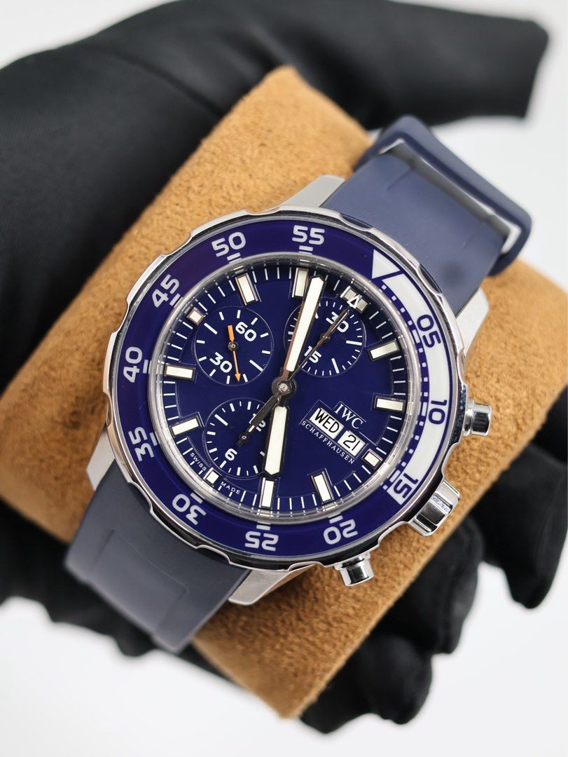 2012 IWC Aquatimer Chronograph Ref. IW376711 (Category: Luxury Watches) located in Manila. Submitted by j_pua (Listing ID 1442272937, Image 2). Description: 2012 IWC Aquatimer Chronograph Ref. IW376711 Complete set Condition: 9.5/10 Price: PHP 238,000 (slightly negotiable) Open to trade offers Meet-ups within Metro Manila (Greenhills preferred) Open for authentication at any reputable service center.