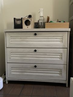 (Category: ) located in . Submitted by mrslim91 (Listing ID 1442239217, Image 1). Description: .