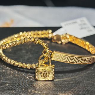 (Category: ) located in . Submitted by KJO_Jewellery (Listing ID 1442174973, Image 1). Description: .