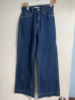 （分類：）位於 。 由 aitch_k 提交（商品編號 1442260256，圖片 1）。簡介： 。