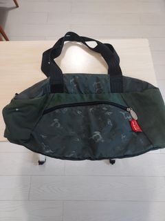 （分類：）位於 。 由 clee123 提交（商品編號 1442298313，圖片 1）。簡介： 。