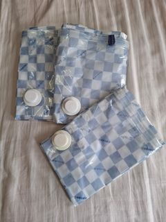（分類：）位於 。 由 bl125 提交（商品編號 1442215742，圖片 1）。簡介： 。