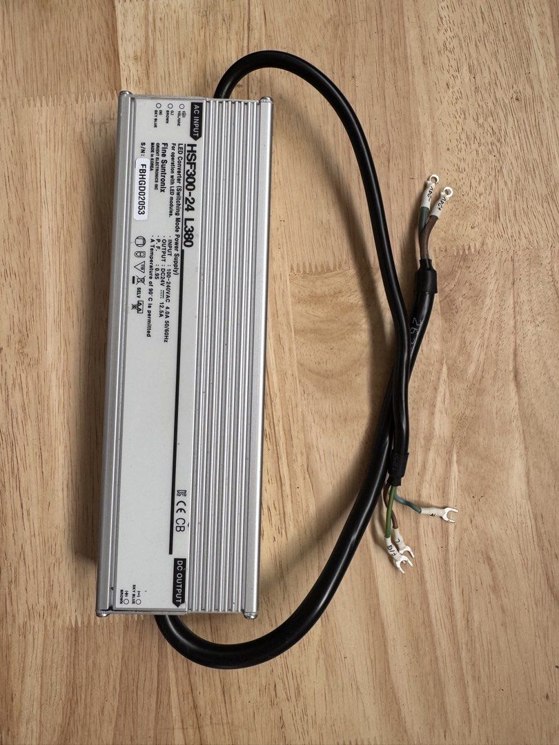 Ac to to dc 24V 4 A Power supply adapter
