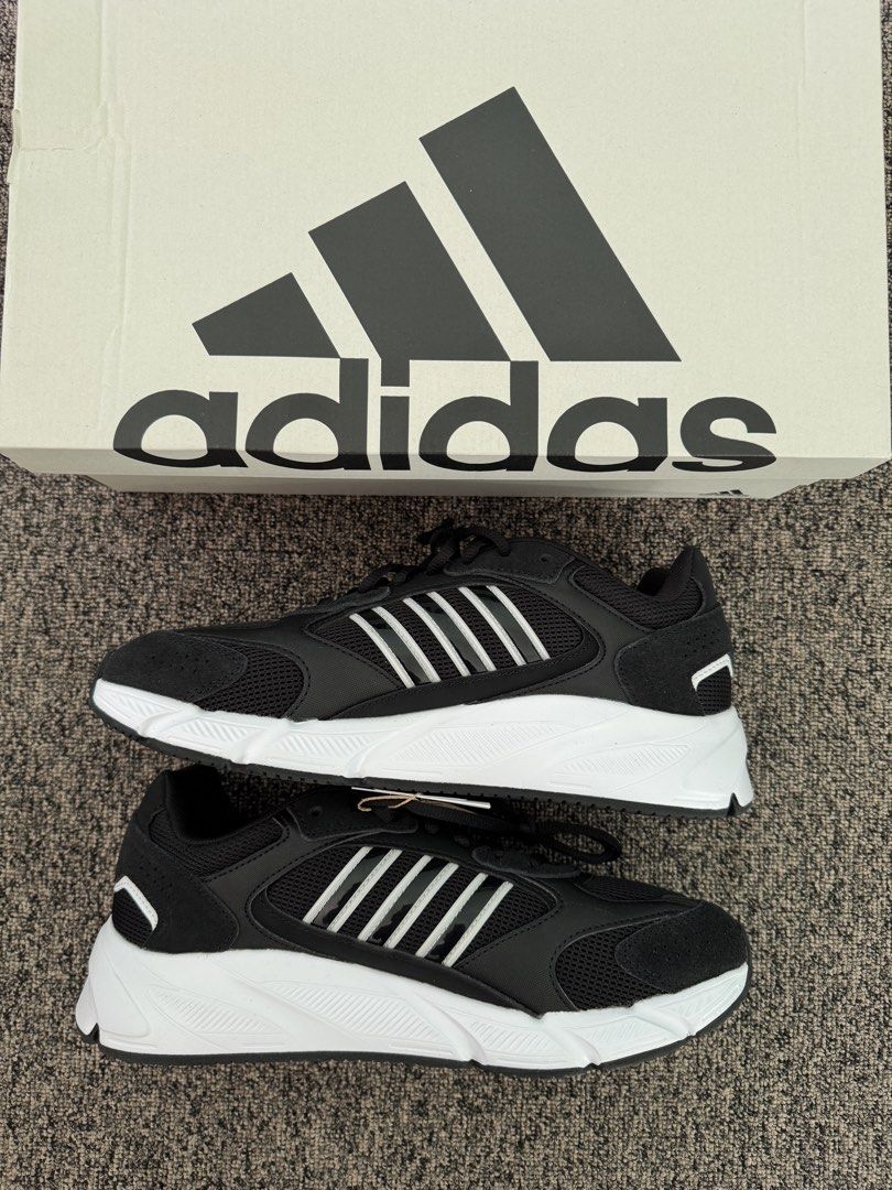 Adidas CC 2000 (Category: Sneakers) located in Valenzuela. Submitted by zuubee (Listing ID 1442238229, Image 2). Description: Brand new Black / White US 10 / UK 9.5 Php 1,200 + shipping.