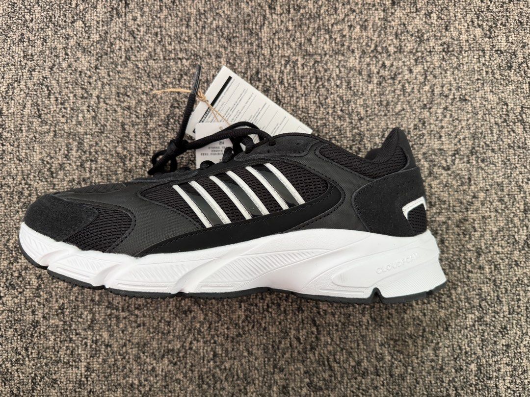 Adidas CC 2000 (Category: Sneakers) located in Valenzuela. Submitted by zuubee (Listing ID 1442238229, Image 3). Description: Brand new Black / White US 10 / UK 9.5 Php 1,200 + shipping.