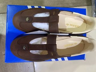 (Category: ) located in . Submitted by prelovedclothesofzoe (Listing ID 1442320194, Image 1). Description: .