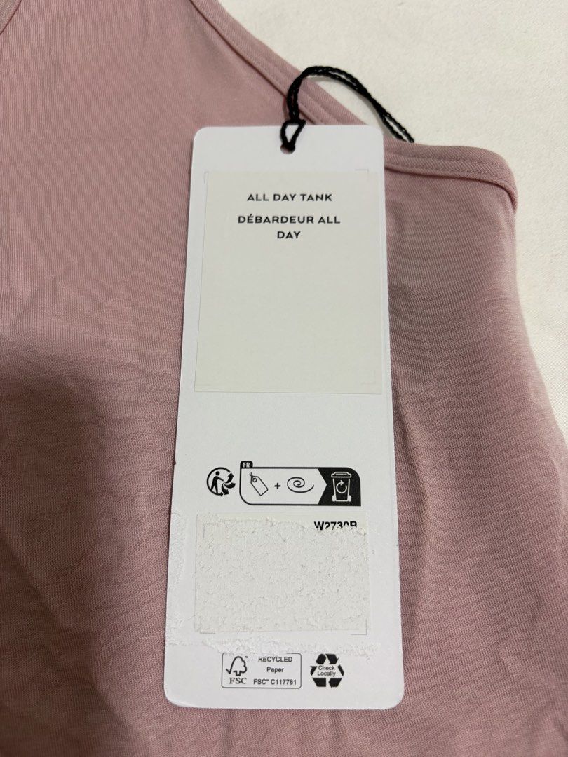 Alo Yoga All Day Tank Top Dusty Rose XS/TP/ECH (Category: Activewear) located in Singapore. Submitted by carlitojuan (Listing ID 1442289669, Image 3). Description: - Brand: Alo Yoga - Style: All Day Tank - Color: Dusty Rose - Material: 93% Modal, 7% Elastane - Features: Super soft, stretchy fabric, racerback design - Perfect for: Workouts or casual wear - Condition: New with tags attached - Meet up Tg Katong area Mailing included.