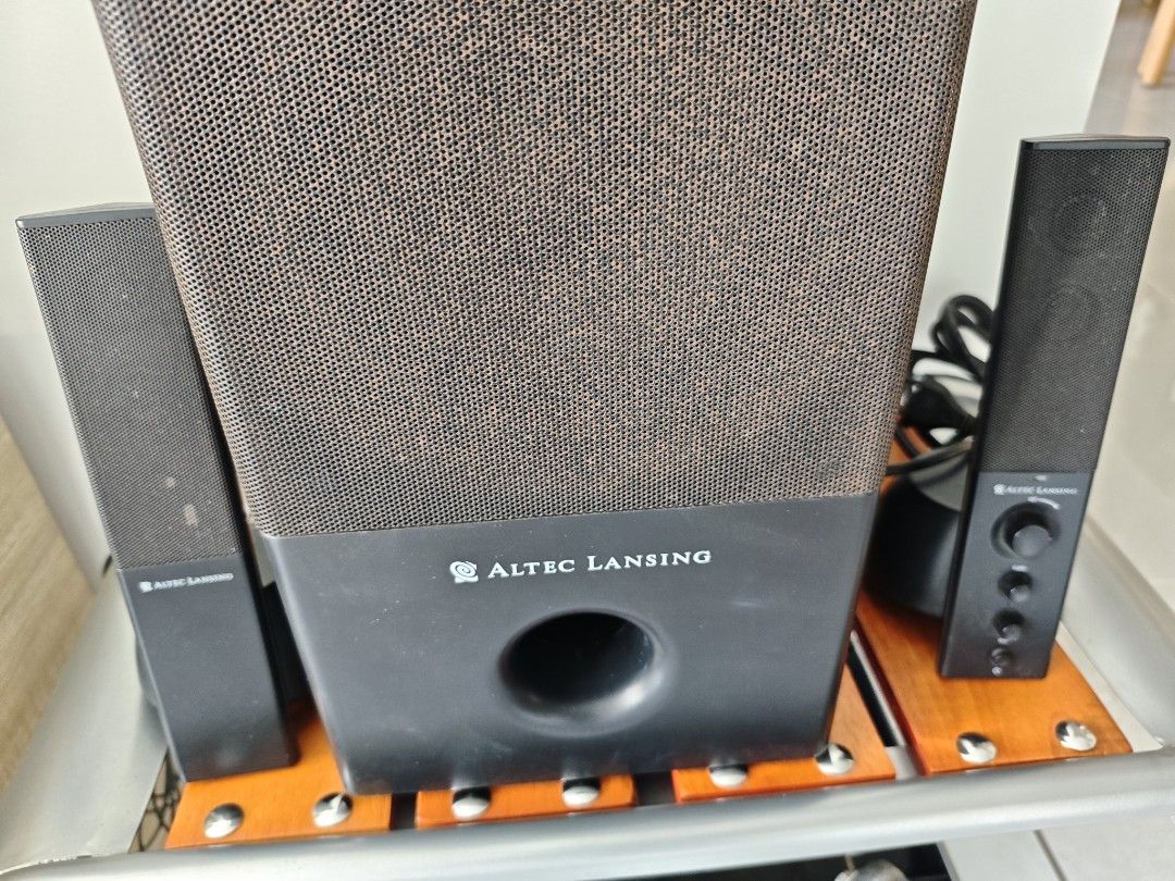 Altec Lansing 2.1 Computer Speaker System480375118716610561