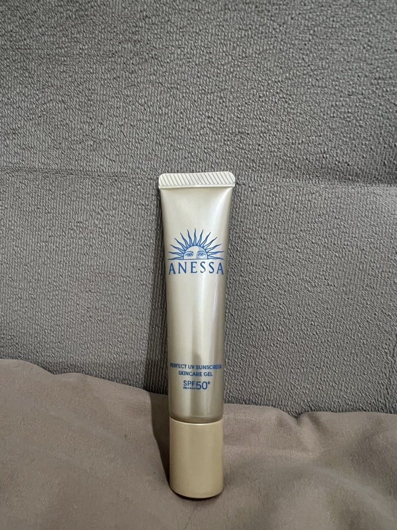 Anessa sunscreen SPF 50 (Category: Face Care) located in Cainta. Submitted by cendzz (Listing ID 1442226892, Image 1). Description: .