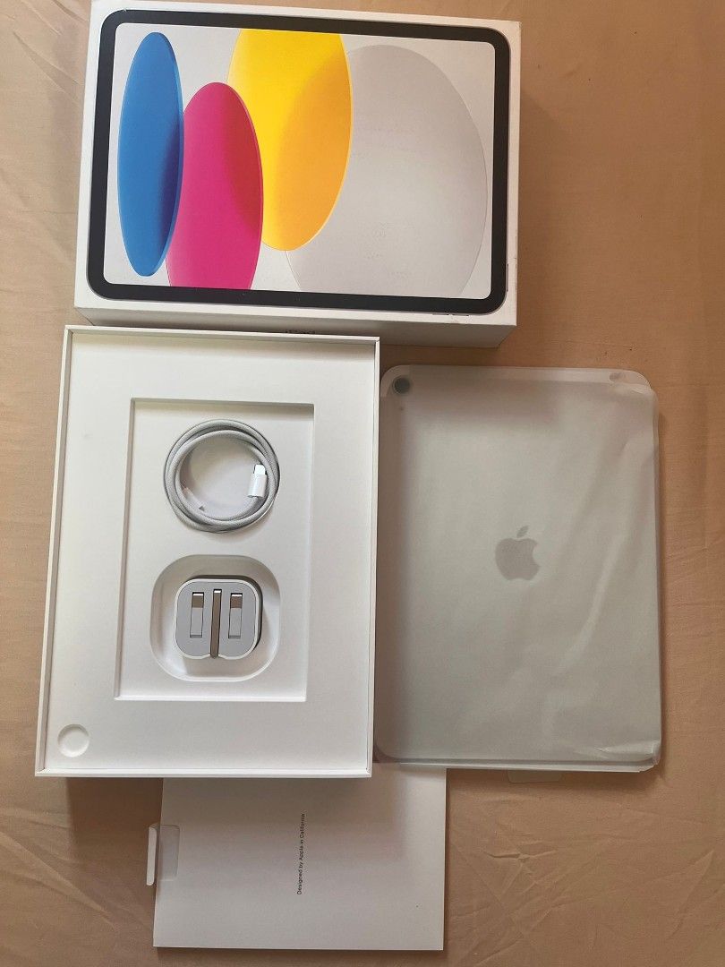 Apple iPad 11-inch (A16) with Keyboard, Mouse, and Case