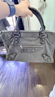 (Category: ) located in . Submitted by retailzen (Listing ID 1442219472, Image 1). Description: .