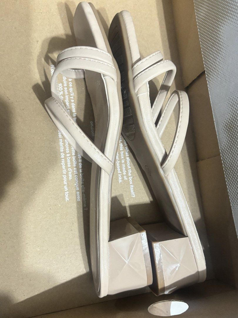 Beige strap classic heels (Category: Flats & Sandals) located in Mandaue City. Submitted by Currentcrs (Listing ID 1442220035, Image 2). Description: .