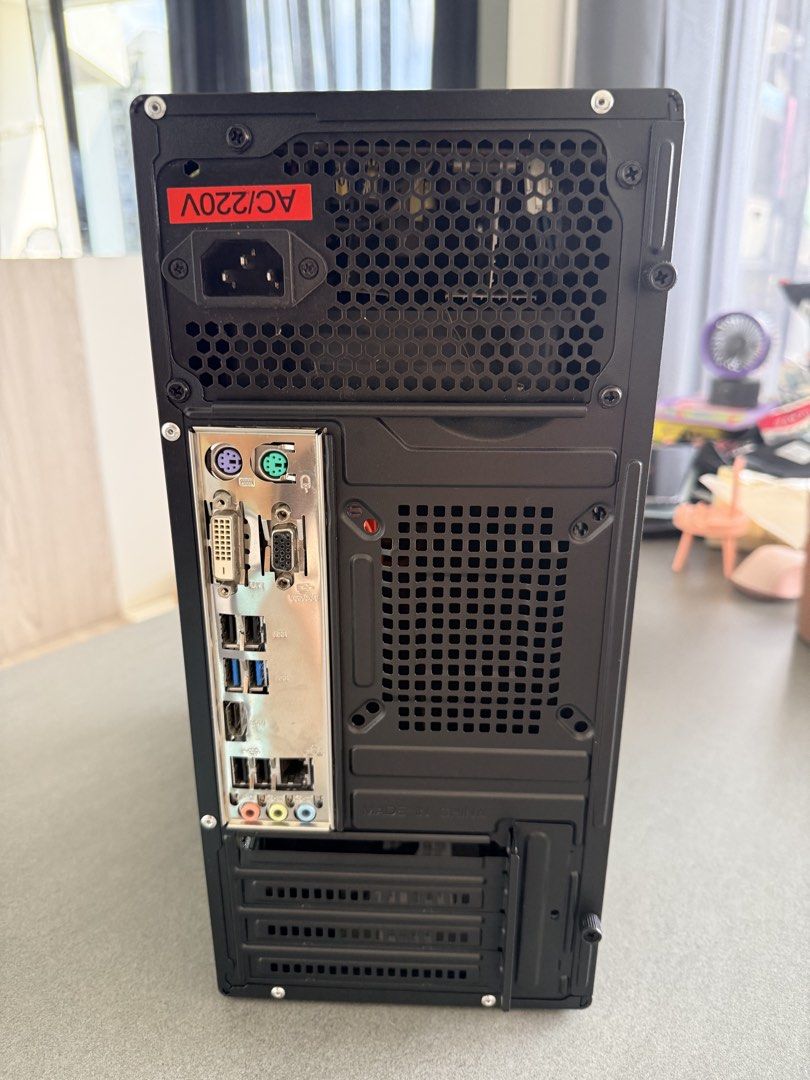 Black Desktop Computer Tower with Front USB Ports474639419384811522