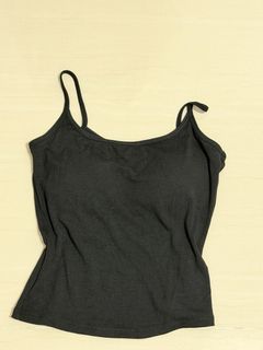 (Category: ) located in . Submitted by affordableclothes.01 (Listing ID 1442275546, Image 1). Description: .