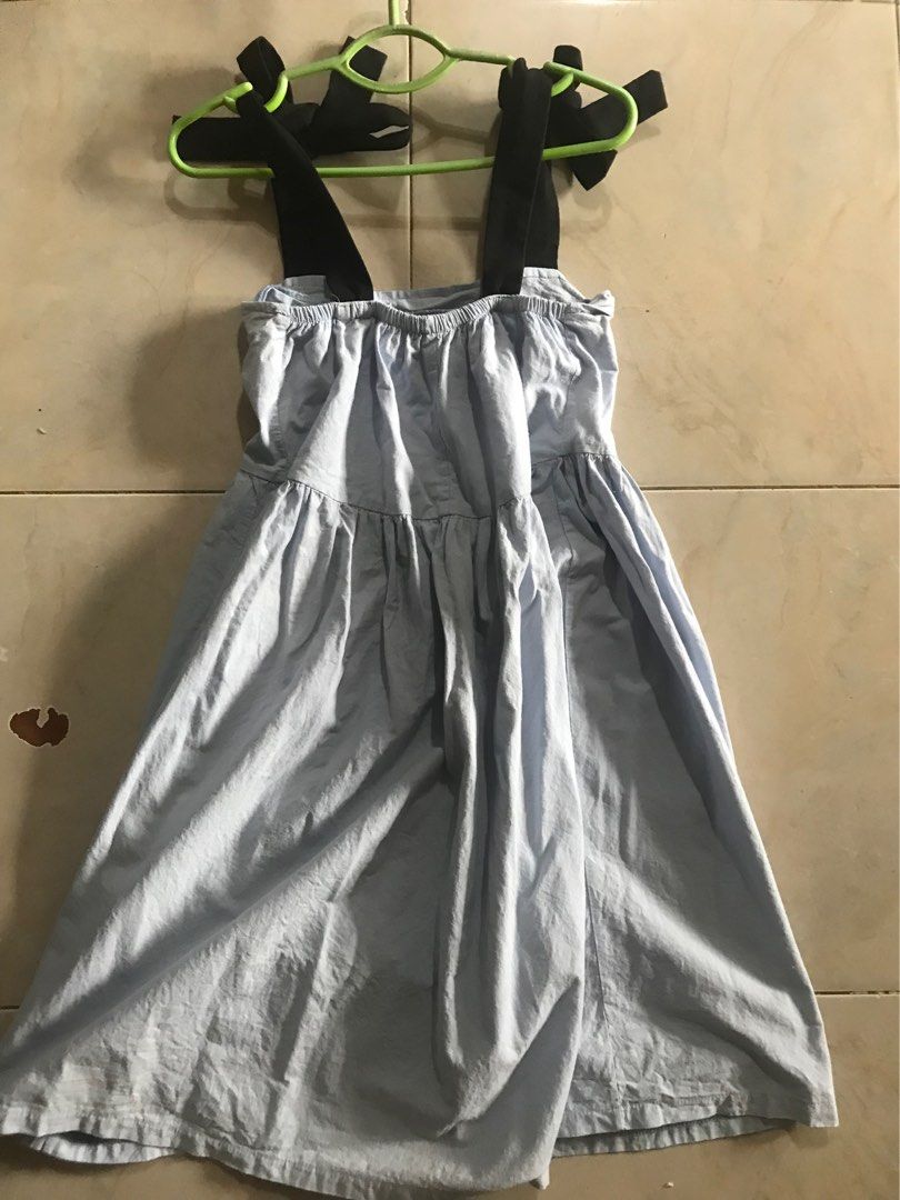 Blue dress (Category: Dresses) located in Davao. Submitted by fvrjuliaa (Listing ID 1442231056, Image 2). Description: Guidelines - [ ] Strictly payment first policy - [ ] Buyer should shoulder the shipping fee - [ ] NO COD (CASH ON DELIVERY) - [ ] NO CANCELLATIONS OF ORDERS - [ ] NO RETURN, REFUND, OR EXCHANGE Order details: MODE OF PAYMENT: G-cash only MODE OF DELIVERY: JNT (If around davao can meet up, but only add 30 php for the fare) .