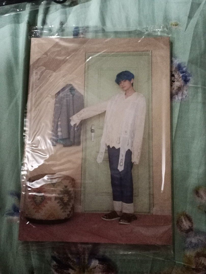 BTS V Notebook (Category: K-Wave Merchandise) located in Caloocan City. Submitted by armykshop.ph (Listing ID 1442275645, Image 1). Description: .