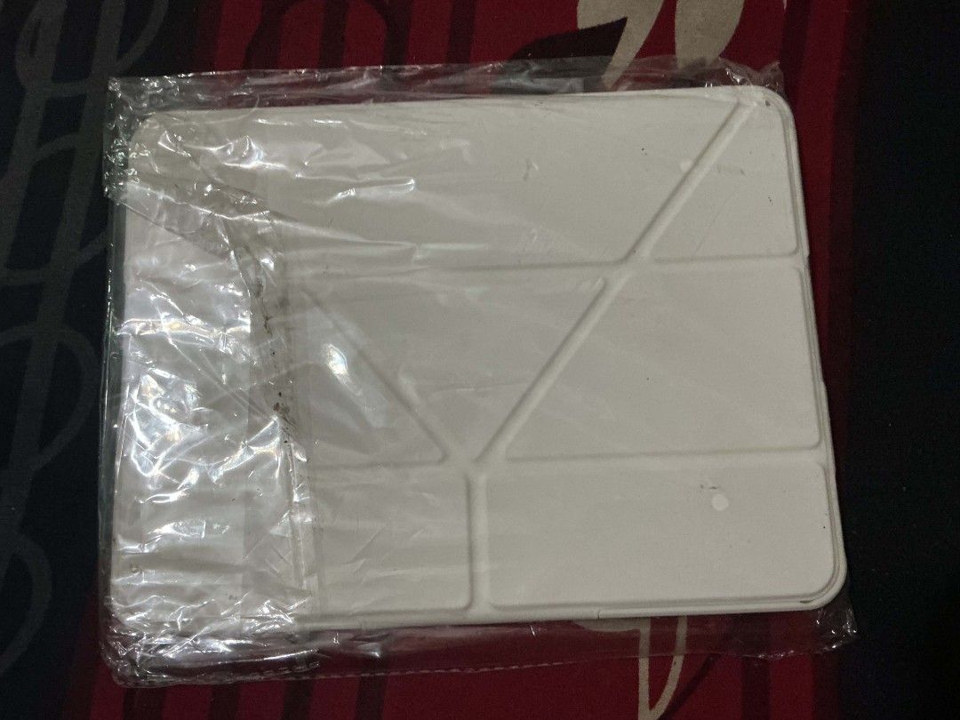 Case for iPad Air4/5/6 & Pro 2/3/4/ (Category: Cases & Sleeves) located in Caloocan City. Submitted by pitlanegf (Listing ID 1442179102, Image 2). Description: - brand new.