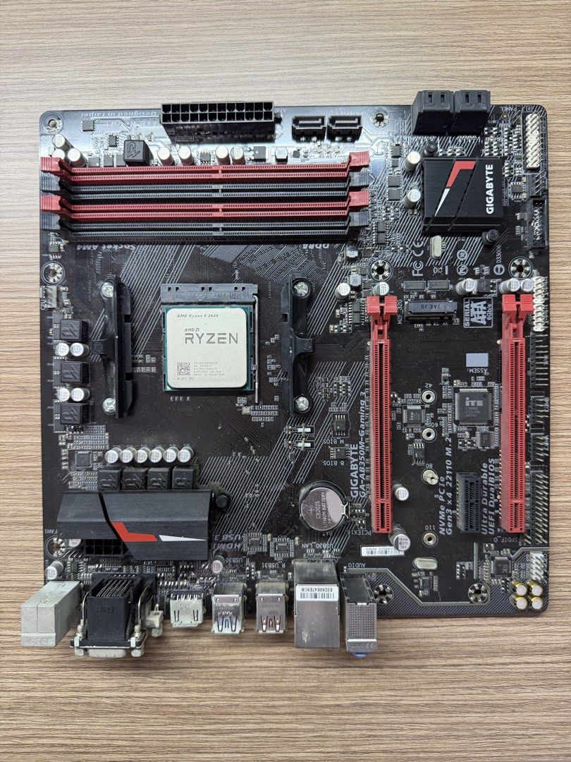 CHEAP cpu+mobo 2600+gigabyte mobo