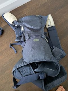 (Category: ) located in . Submitted by closetcurations (Listing ID 1442184387, Image 1). Description: .