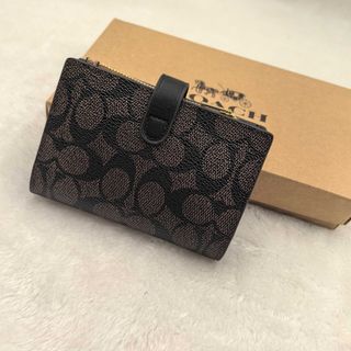 (Category: ) located in . Submitted by sellora_fashion (Listing ID 1442245118, Image 1). Description: .