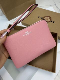 (Category: ) located in . Submitted by premiumoutlets. (Listing ID 1442326999, Image 1). Description: .