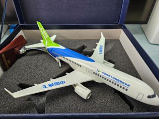 （分類：）位於 。 由 benjaminhyl 提交（商品編號 1442238859，圖片 1）。簡介： 。