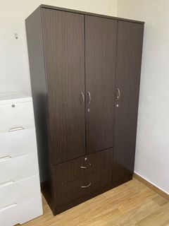 (Category: ) located in . Submitted by ketuhar (Listing ID 1442206274, Image 1). Description: .