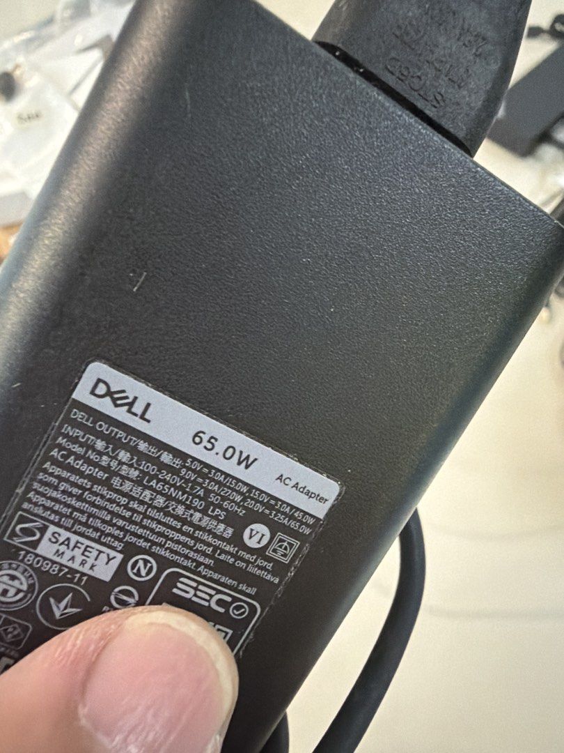 Dell 65W usb c Charger474648574092257281