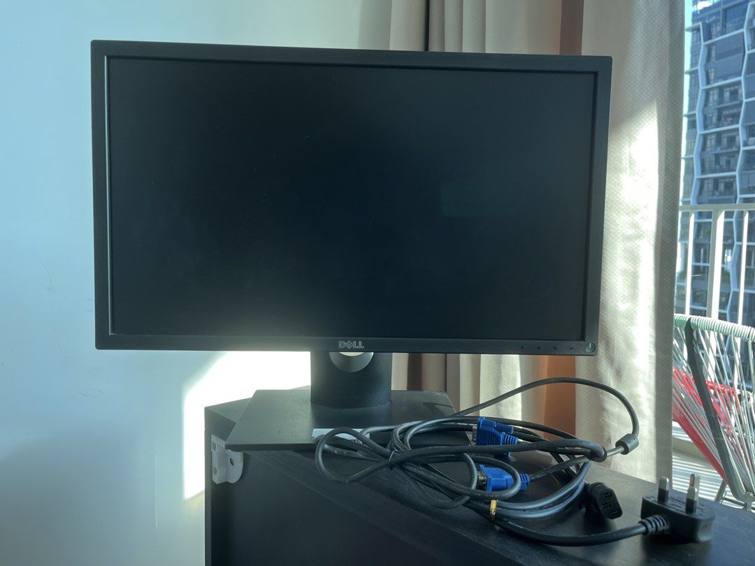 Dell E2318H Flat Panel Monitor
