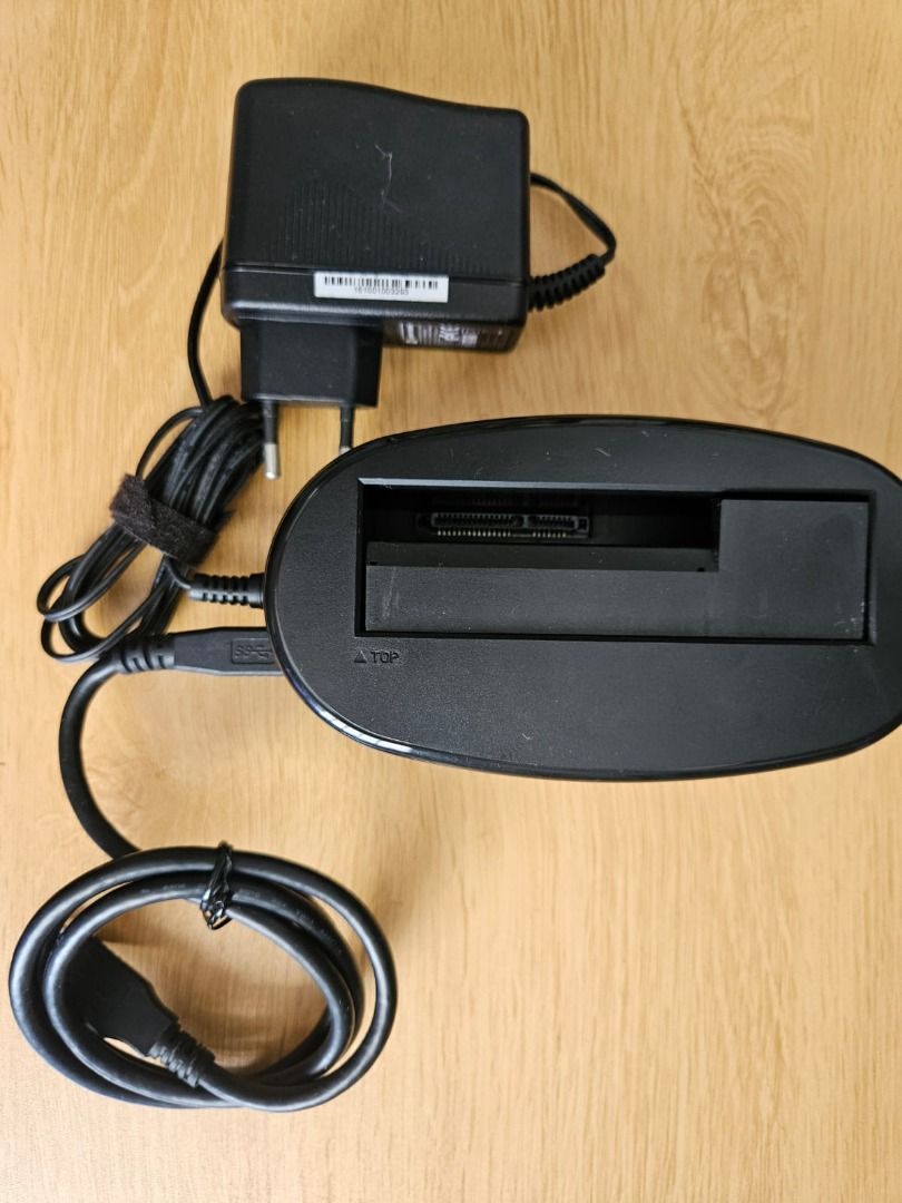 Docking Station - USB 3.0 SATA HDD/SSD (rarely used)