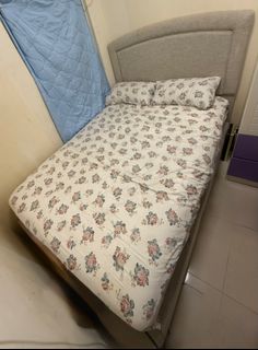 （分類：）位於 。 由 bb_786 提交（商品編號 1442340239，圖片 1）。簡介： 。