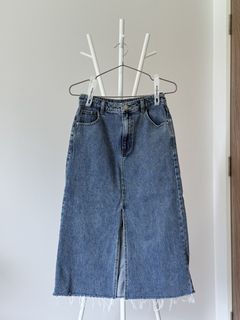 (Category: ) located in . Submitted by elynncloset (Listing ID 1442202129, Image 1). Description: .