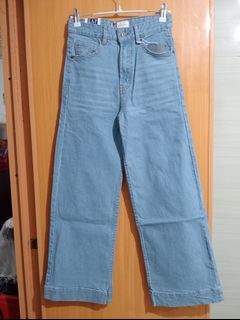 (Category: ) located in . Submitted by niceoutfits (Listing ID 1442197865, Image 1). Description: .