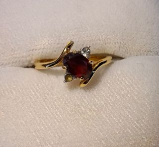 (Category: ) located in . Submitted by heirshoppe (Listing ID 1442256257, Image 1). Description: .