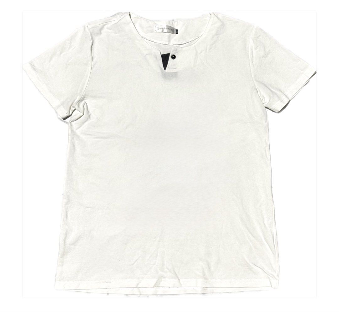 henley shirt (Category: Tshirts & Polo Shirts ) located in Pasig City. Submitted by rmets (Listing ID 1432300067, Image 1). Description: rfs: decluttering.