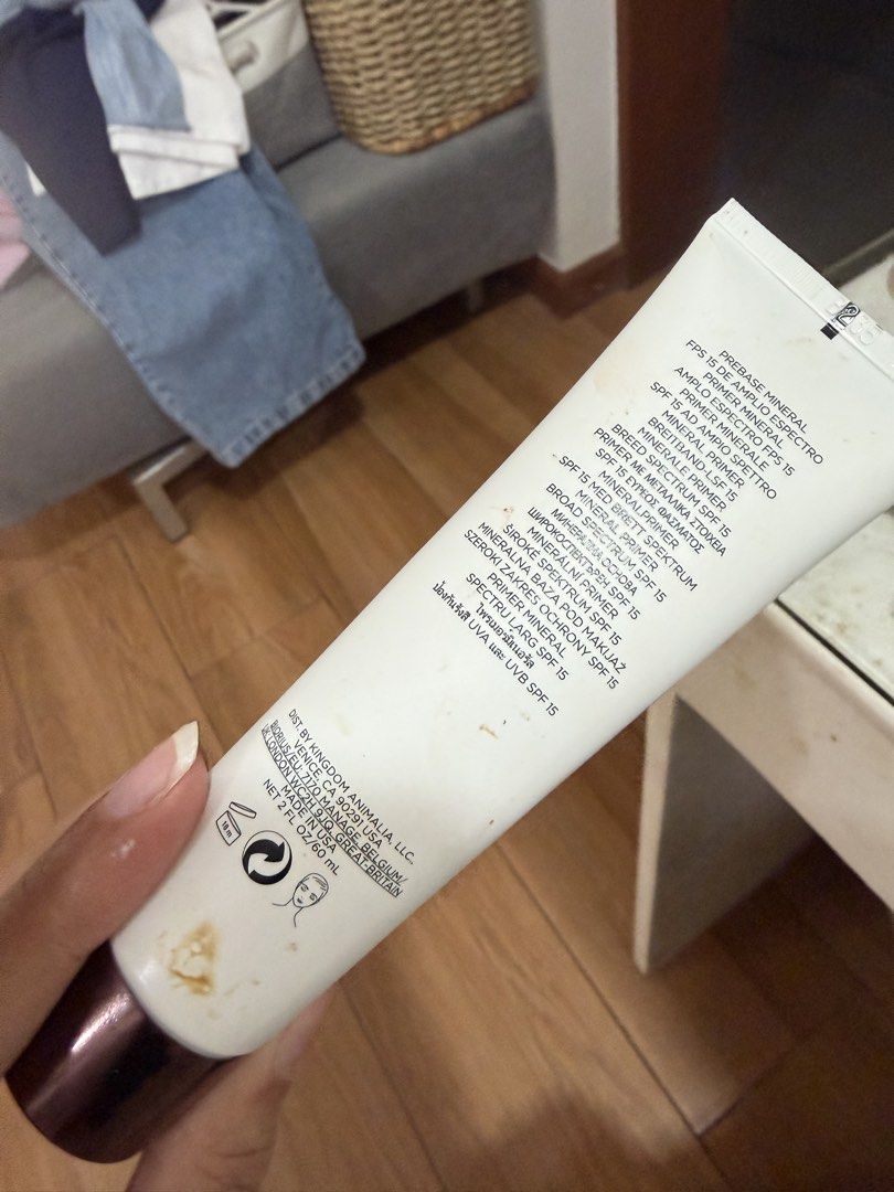Hourglass primer jumbo size (Category: Makeup) located in Quezon City. Submitted by destashingmycloset (Listing ID 1442171541, Image 2). Description: .