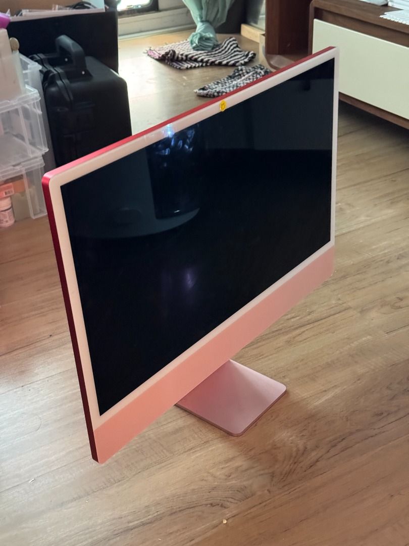 iMac 2021 M1 (Category: Desktops) located in Taguig. Submitted by ferrycat (Listing ID 1328766203, Image 2). Description: No charger No keyboard M1 iMac red Working, as is. Meetups BGC .
