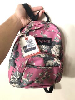 calvin klein backpack leather Women's Elaine Signature Key Item Flap Backpack, Brown/Khaki/Luggage Saffiano, One Size : Clothing, Shoes & Jewelry Trendy Backpack The minimalist aesthetic runs Color:Sedona Gregory Kalmia 50 Women's