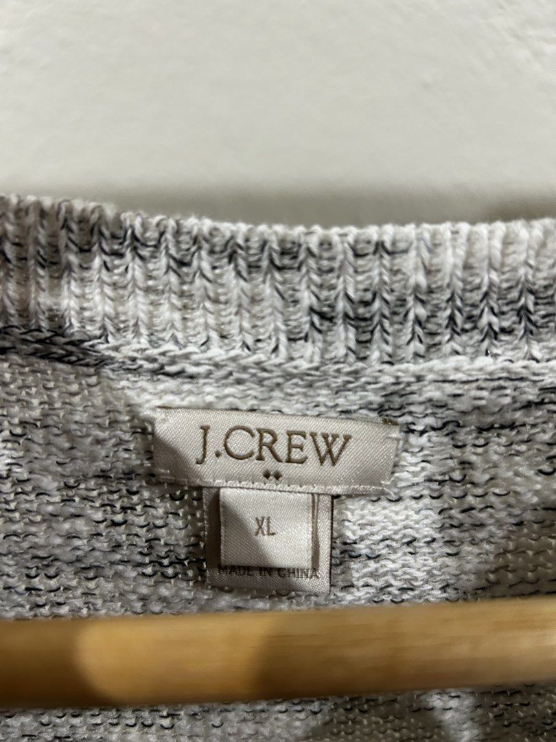 JCrew Knit Vest (Category: Vests) located in Baguio. Submitted by siignhere (Listing ID 1442265073, Image 2). Description: .