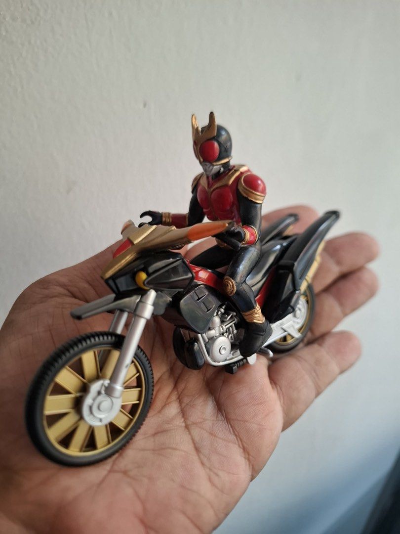 Kamen Rider Kuuga Toy Figure (Category: Figurines & Statues) located in Pasig City. Submitted by JMToysandCollectibles (Listing ID 1442172843, Image 2). Description: Kamen Rider Kuuga Toy Figure PHP1,350 Came From Japan made by: Yutaka Pick Up or Delivery via Lalamove MOP: Gcash/ BPI.