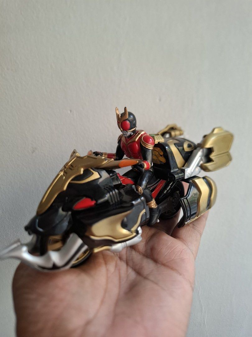 Kamen Rider Kuuga Toy Figure (Category: Figurines & Statues) located in Pasig City. Submitted by JMToysandCollectibles (Listing ID 1442172843, Image 1). Description: Kamen Rider Kuuga Toy Figure PHP1,350 Came From Japan made by: Yutaka Pick Up or Delivery via Lalamove MOP: Gcash/ BPI.