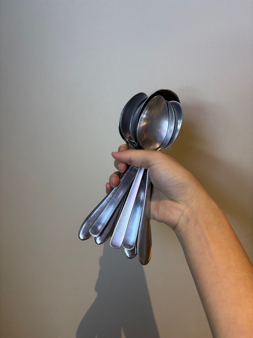 Knives & Spoons474851238804213761