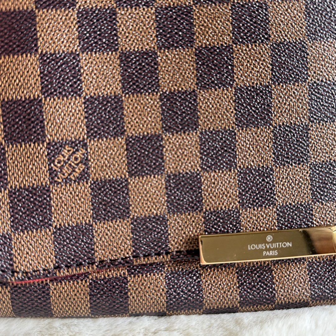 L V FAVORITE (Category: Luxury Bags & Wallets) located in San Fernando. Submitted by findsforkeeps (Listing ID 1442180506, Image 3). Description: ‼️PLS. READ BEFORE PURCHASING‼️ ✔️ Korea-sourced, NG, in very good used condition. No rubs, clean interior. No issue on hardwares. FLAW: peeling of leather strap (you can remove it anyway). Dimensions: approx. 10.5” L x 6” H Last price posted. Colors may vary due to lighting or screen differences. ‼️Kee