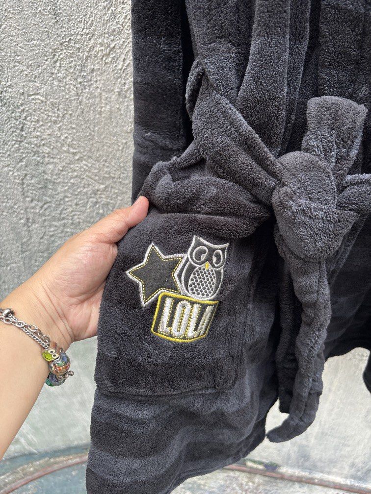 La senza bathrobe lola night owl medium (Category: Coats, Jackets and Outerwear) located in Manila. Submitted by vintageaccessories (Listing ID 1442208680, Image 2). Description: Twice used lang then laundried.
