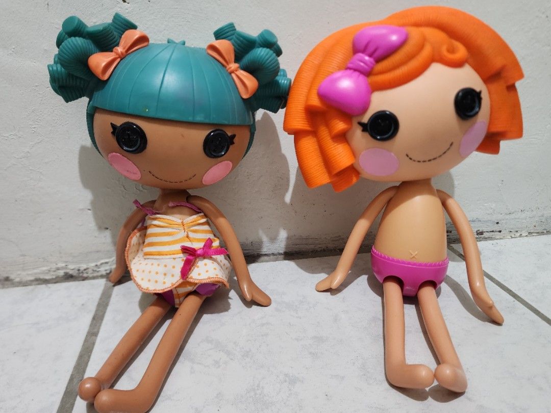 Lalaloopsy Sand E Starfish & Sunny Side Up (Category: Kids Toys) located in Manila. Submitted by rensyu (Listing ID 1442313832, Image 1). Description: No to sensi ! Pre-and-extremely-loved by me when I was a child. Can provide more pictures if need be. Will not entertain accounts created in less than a month. RFS: Need of funds, don't have anywhere to store / display them and will be buying different ones FLAWs: - Sunny has no clothes, pet, or sh