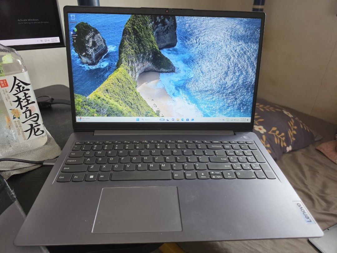 Lenovo ideapad 3