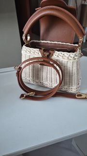 (Category: ) located in . Submitted by fashion_undercloset (Listing ID 1442200455, Image 1). Description: .