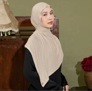 (Kategori: ) berada di . Dikirim oleh mutiaacitra_ (ID iklan 1442190742, Gambar 1). Deskripsi: .