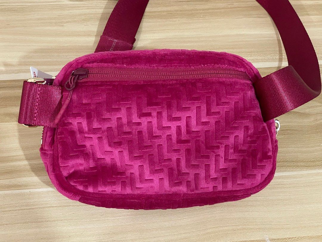 Lululemon Limited Edition Belt Bag 1L Pink Monogram (free shipping) (Category: Cross-body Bags) located in San Jose del Monte. Submitted by declothering_ph (Listing ID 1438504492, Image 3). Description: Last price posted Brand New! Brought from US 🇺🇸 Very elegant High quality with gold zipper and wordmark 💯 No flaws $68 (Php4100) store price.